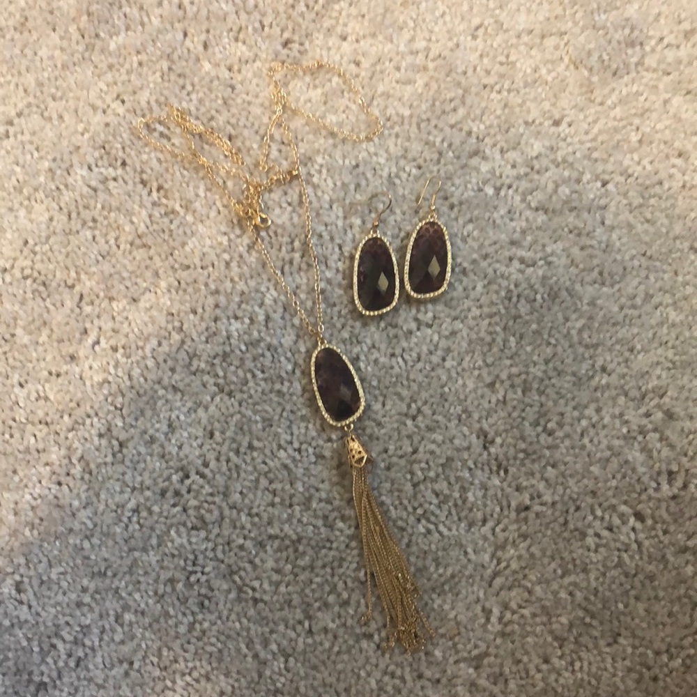 Necklace and earrings set